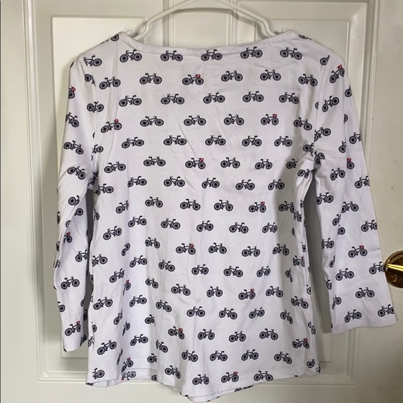 White Button Shoulder Printed Quarter Sleeve Top - Picture 3 of 3